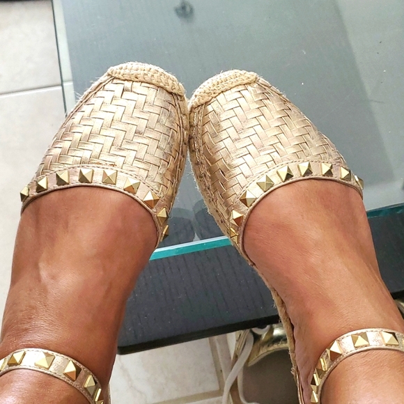 Flat Metallic Gold Espadrilles - Picture 5 of 5